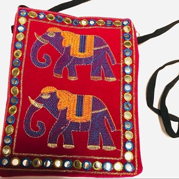 Cross Body Red Embroidered Elephant Boho Hand Bag NWT Hippie Festival - Picture 1 of 10